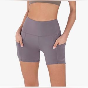 NWT Ododos yoga athletic shorts